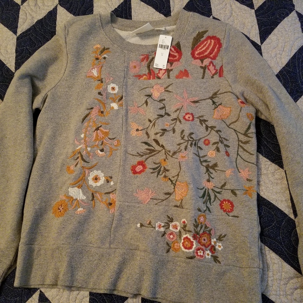 Anthropologie Embroidered pullover sweatshirt